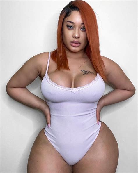 Kristina King THICK MODEL ONLYFANS NUDE ALBUM